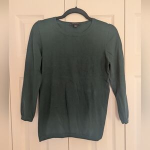 Deep Green Knit Quarter Length Sleeve Top